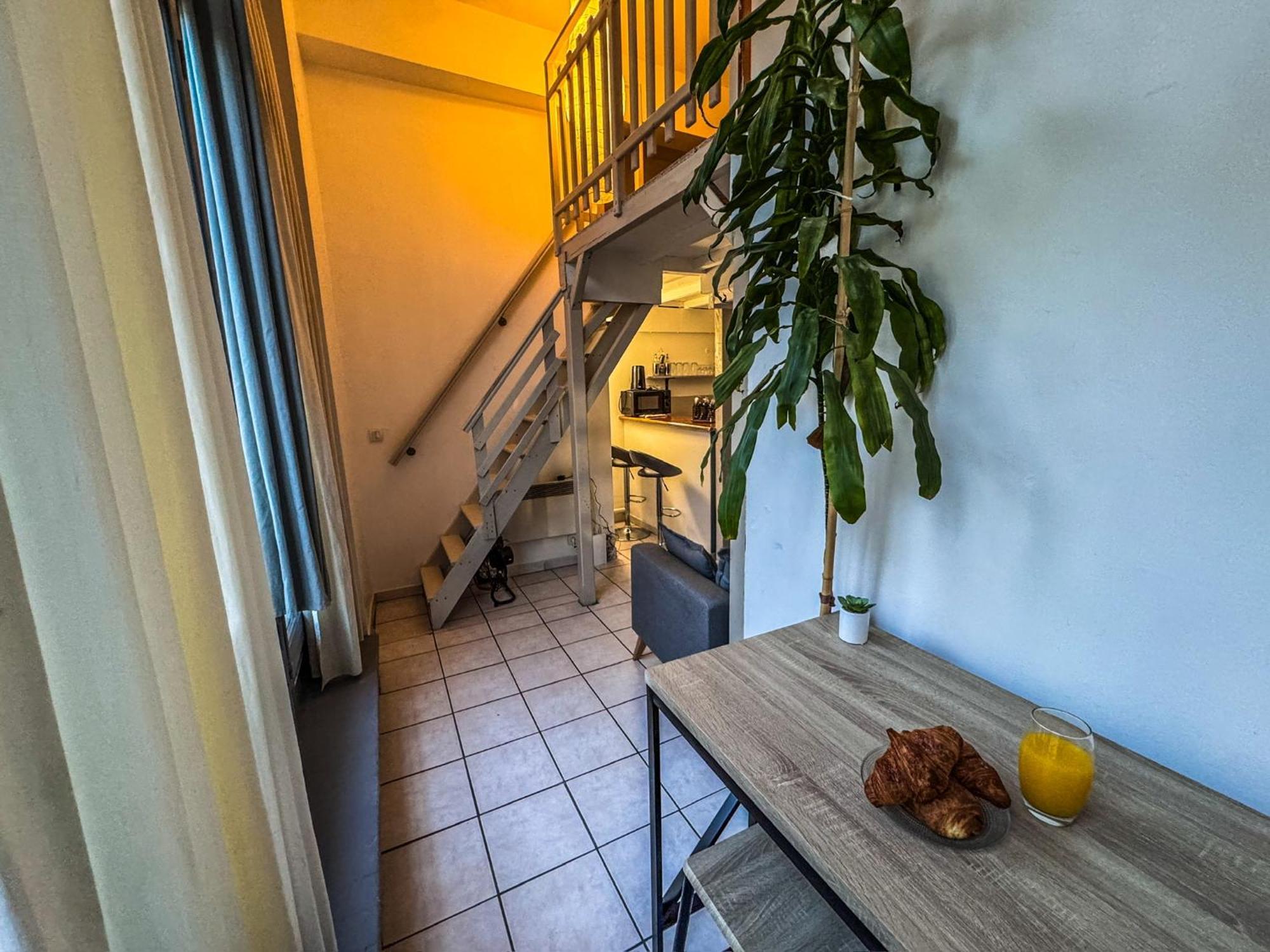 Appartement Le Studio De La Comedie à Montpellier Extérieur photo